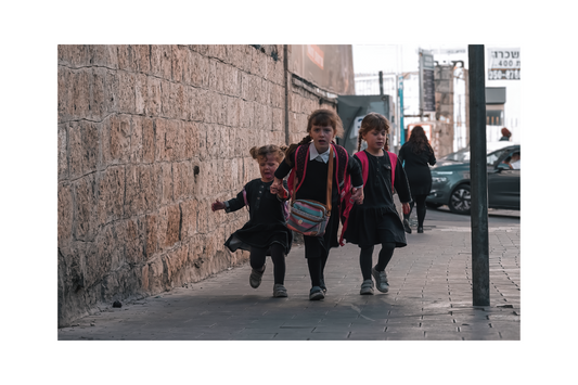 牽我走 Hold My Hand