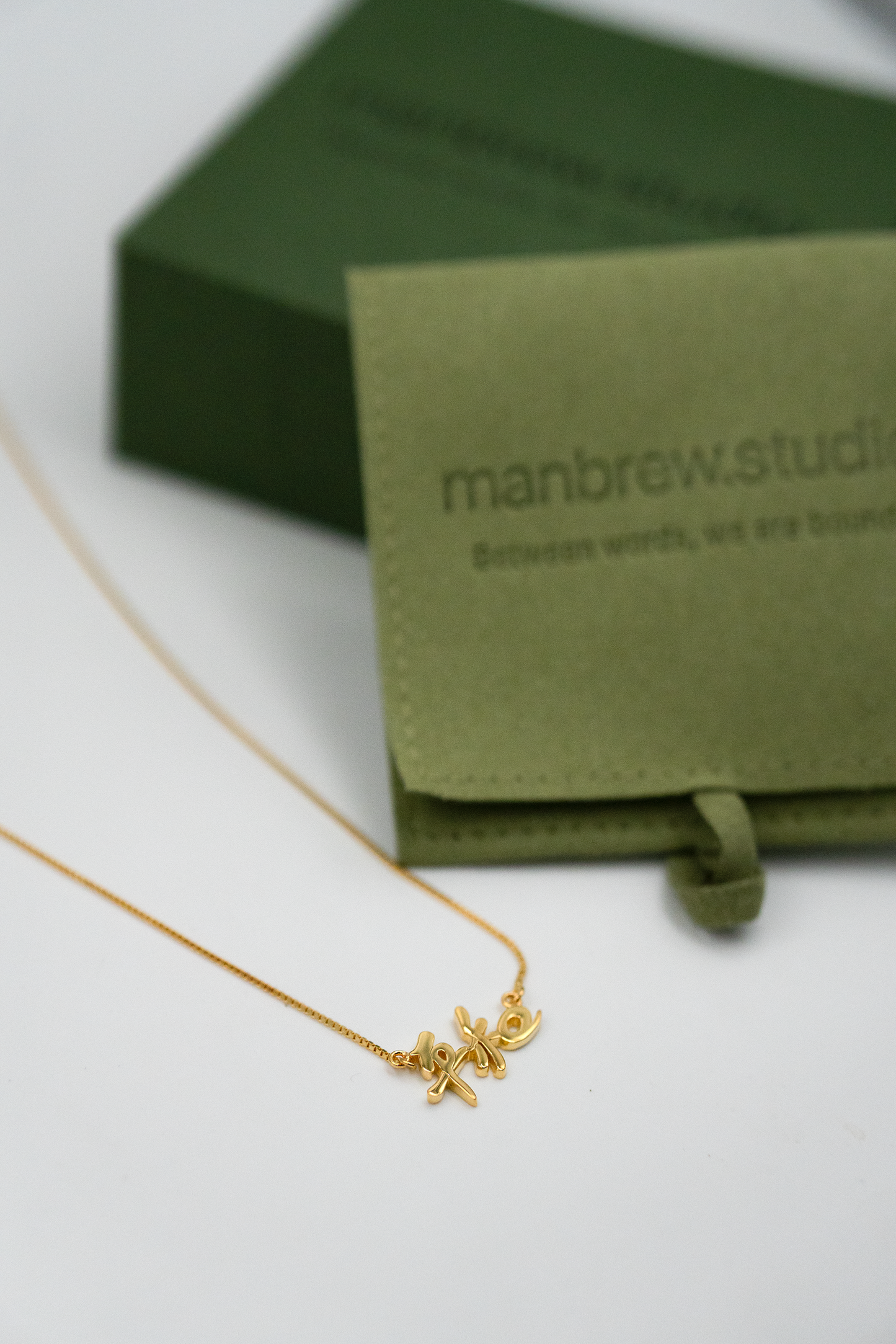 SHALOM Pendant Necklace